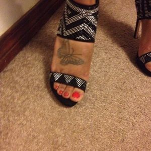 Shoe